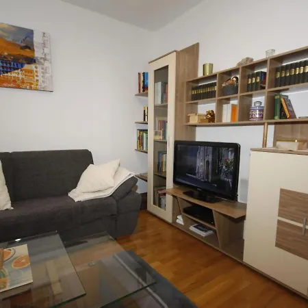 Tivoli By Interhome